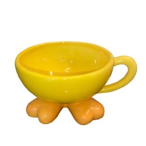Warner Bros Studio Store Tweety Walking Teacup Year 2000